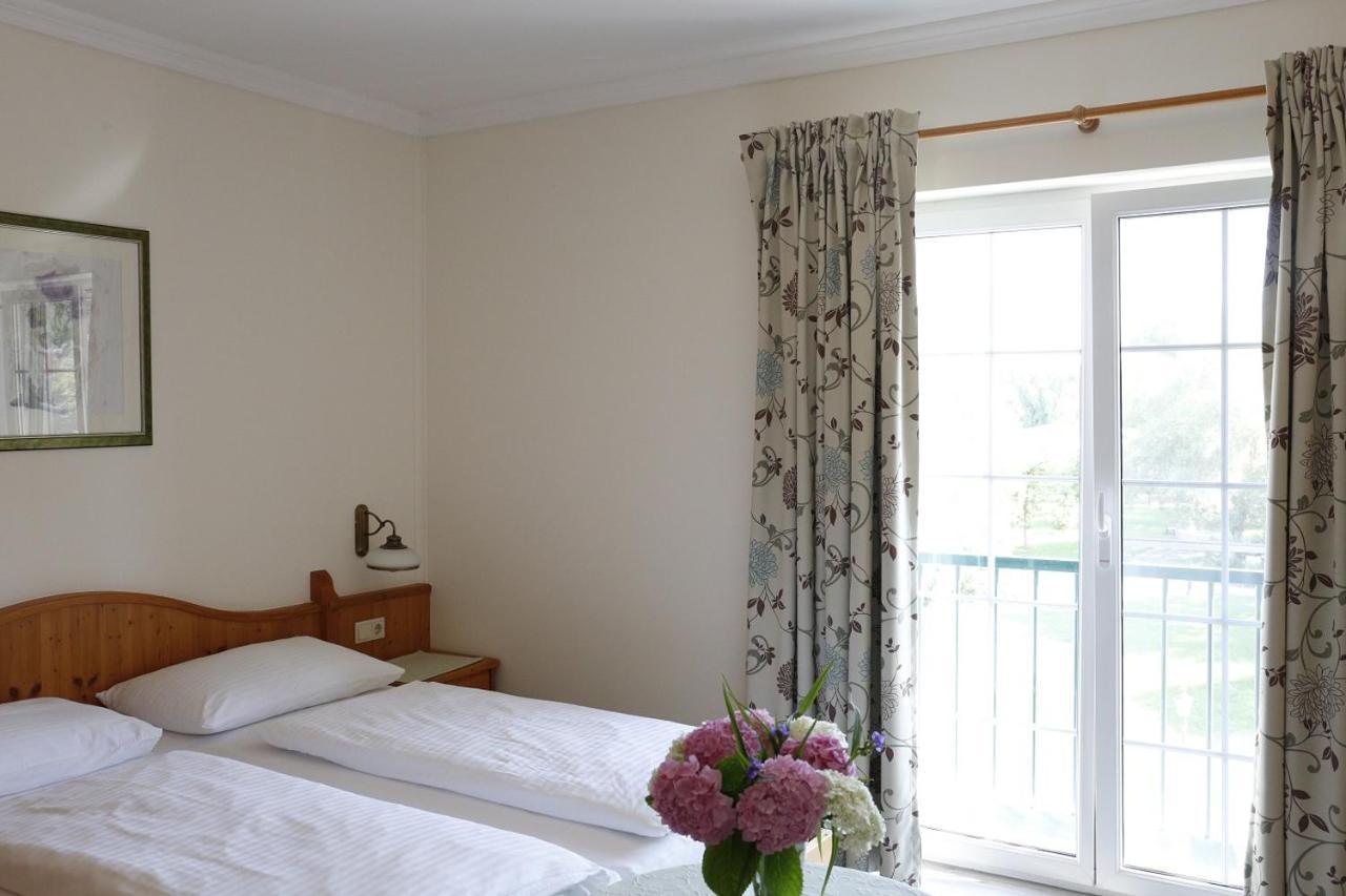 Birkenhof Gols - B & B - Wohlfuehl Hotel Mit Wochenend-Restaurant Zewnętrze zdjęcie