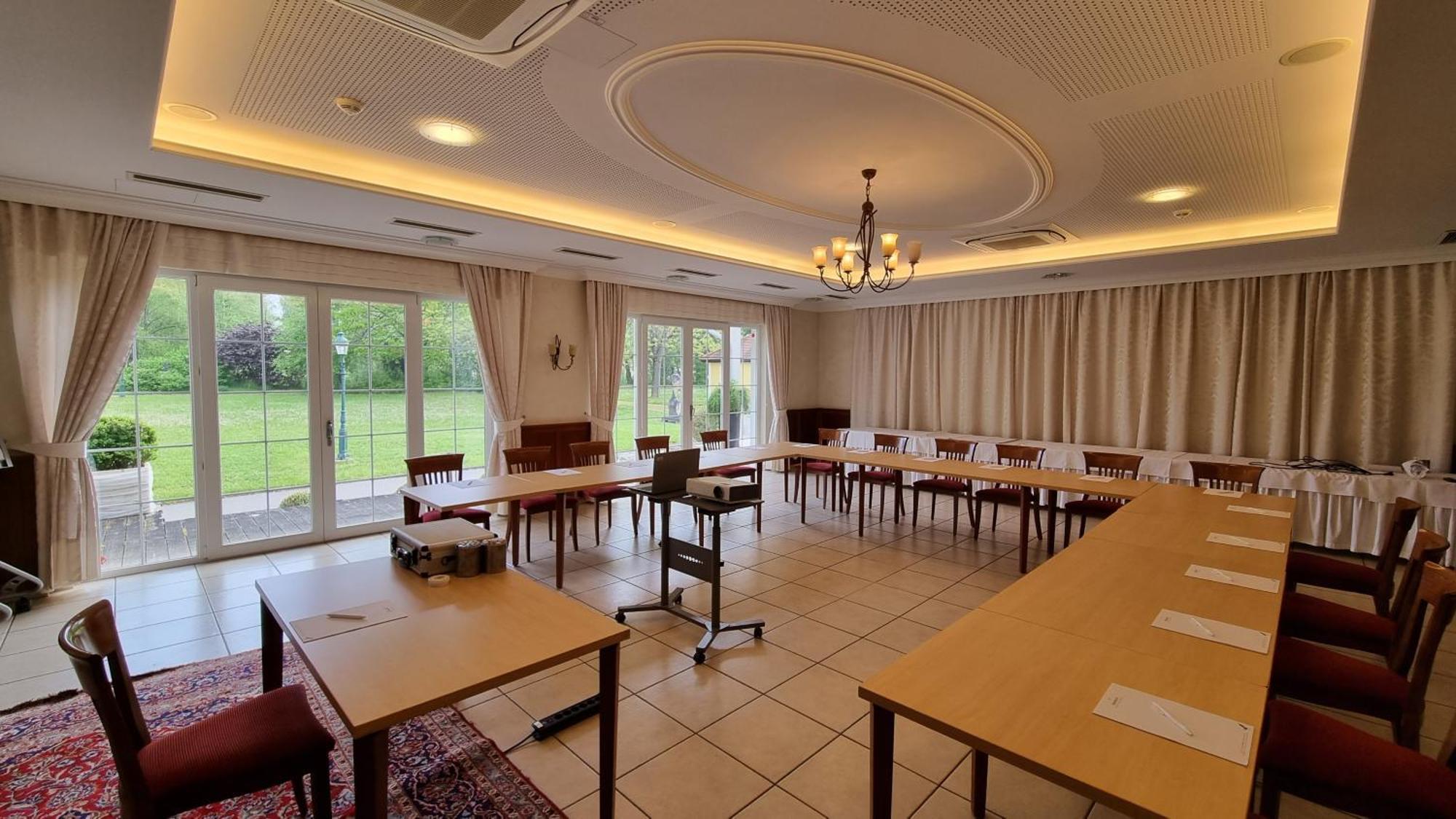 Birkenhof Gols - B & B - Wohlfuehl Hotel Mit Wochenend-Restaurant Zewnętrze zdjęcie