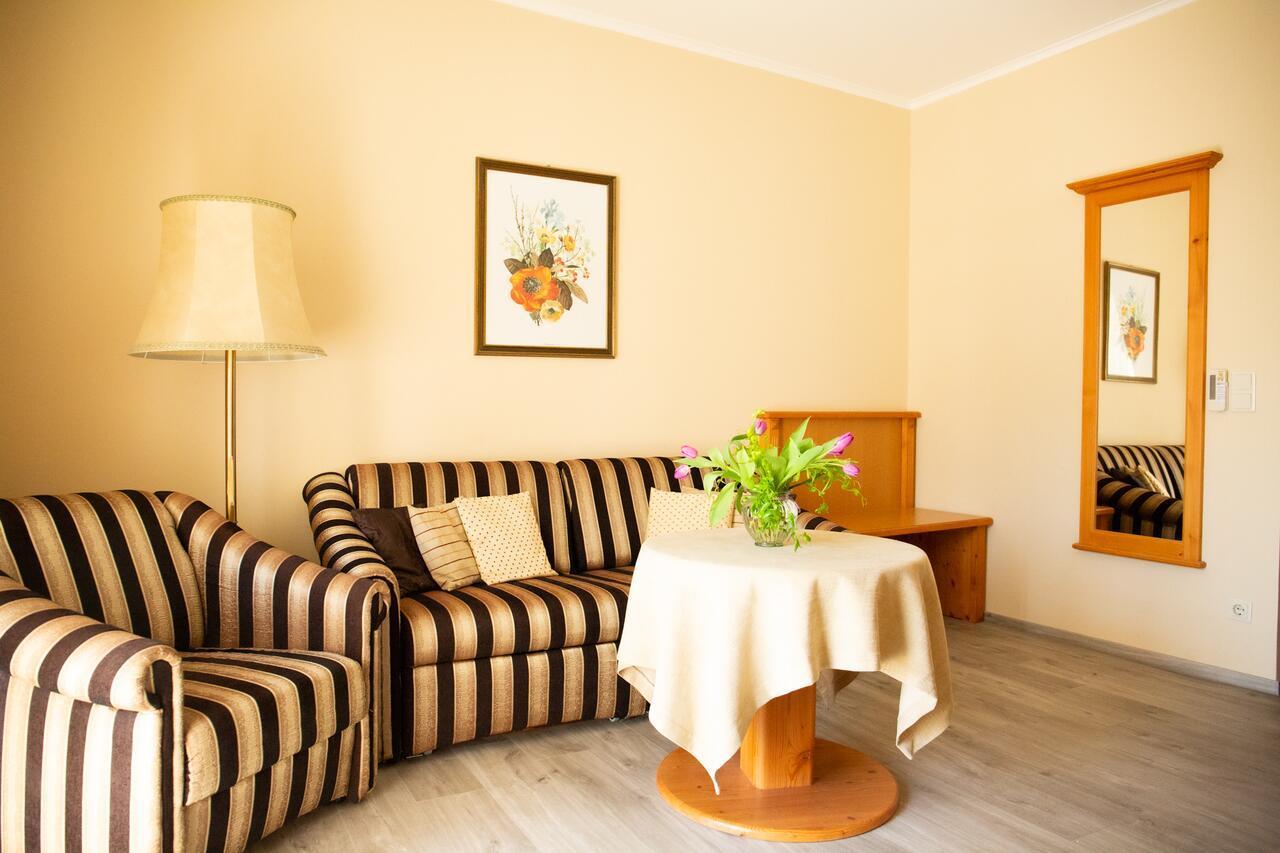 Birkenhof Gols - B & B - Wohlfuehl Hotel Mit Wochenend-Restaurant Zewnętrze zdjęcie